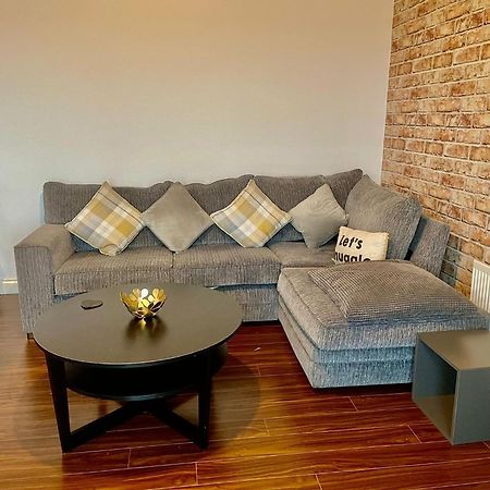 2 Bedroom City-Centre Apartment With Free Parking Belfast Kültér fotó