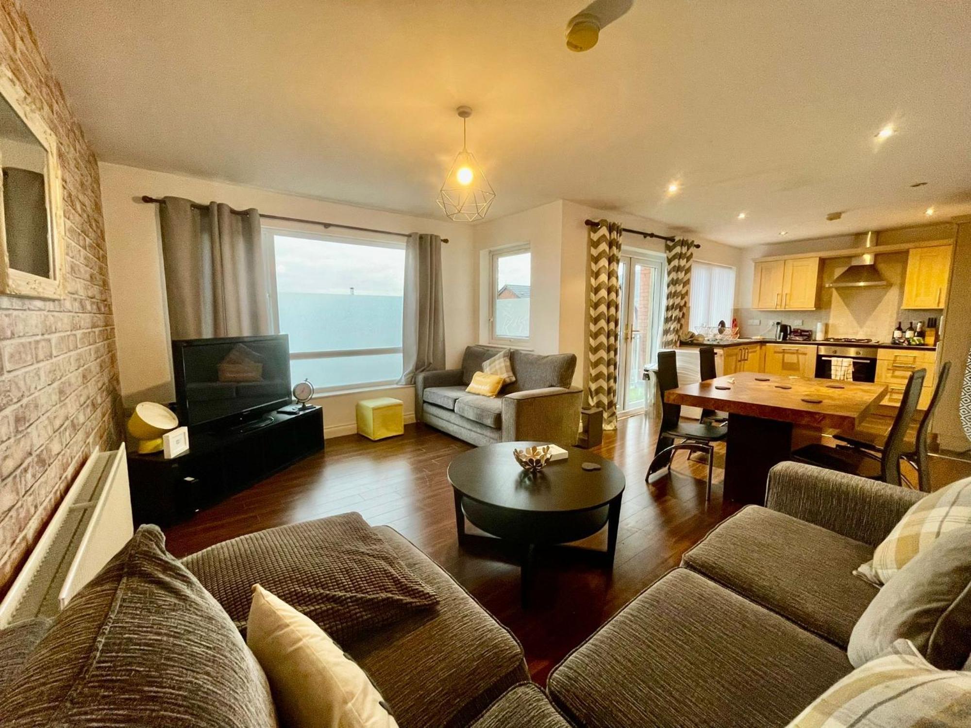 2 Bedroom City-Centre Apartment With Free Parking Belfast Kültér fotó